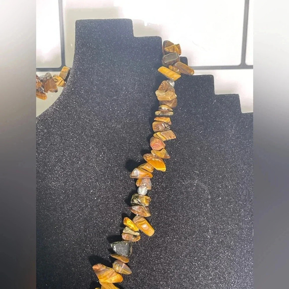 Vintage Tiger Eye Gemstone Necklace - Picture 4 of 9